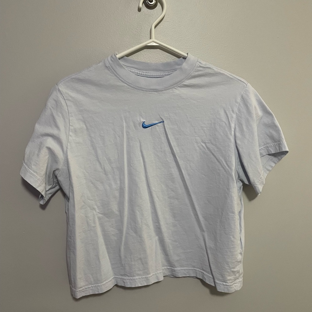 Nike Women’s Cropped T-Shirt
